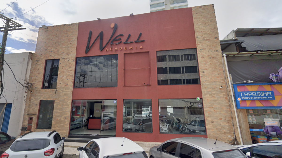 fachada de academia