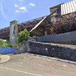 fachada abandonada do antigo Centro de Convenções da Bahia