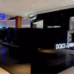 quiosque da Dolce & Gabbana em shopping.